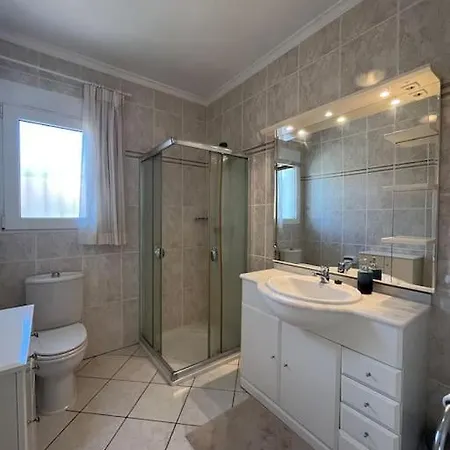 Sunny With Private Pool Villa